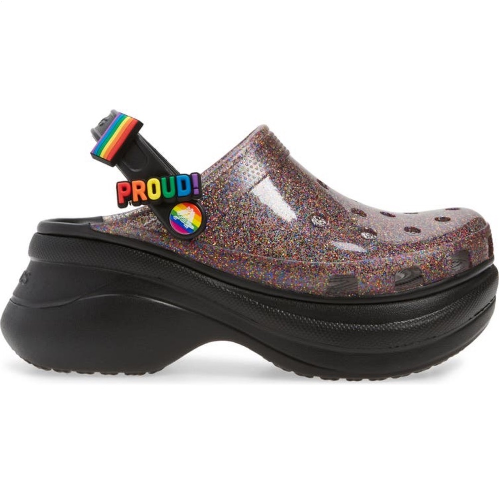 Croc’s - Picture 6 of 8